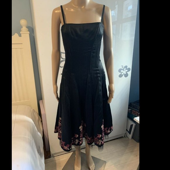 VINTAGE BETSEY JOHNSON BLACK SILK TULLE DRESS 6 - Picture 8 of 8